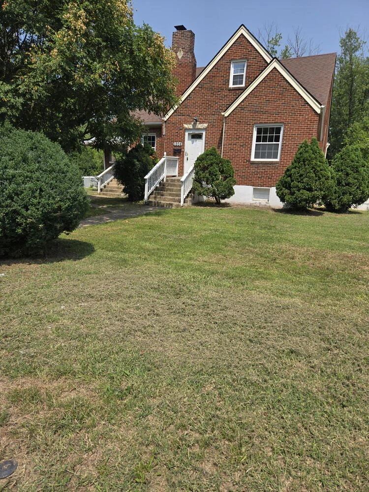 1208 Aspen ST NW