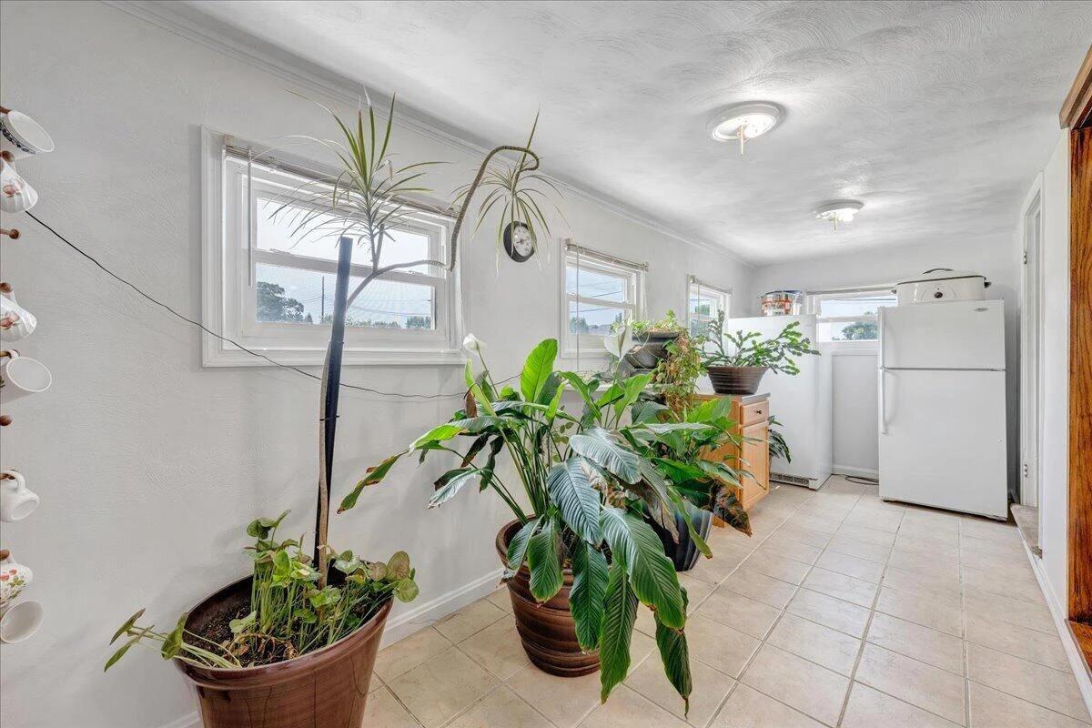 2366 Feather RD - Photo 14