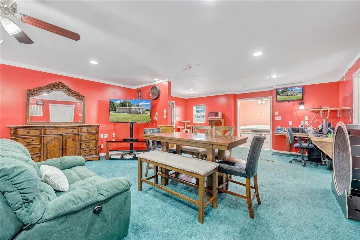2366 Feather RD - Photo 18