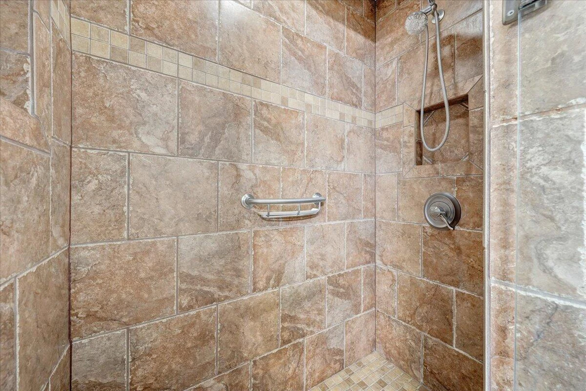 2366 Feather RD - Photo 20