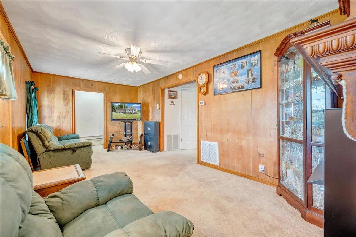 2366 Feather RD - Photo 27