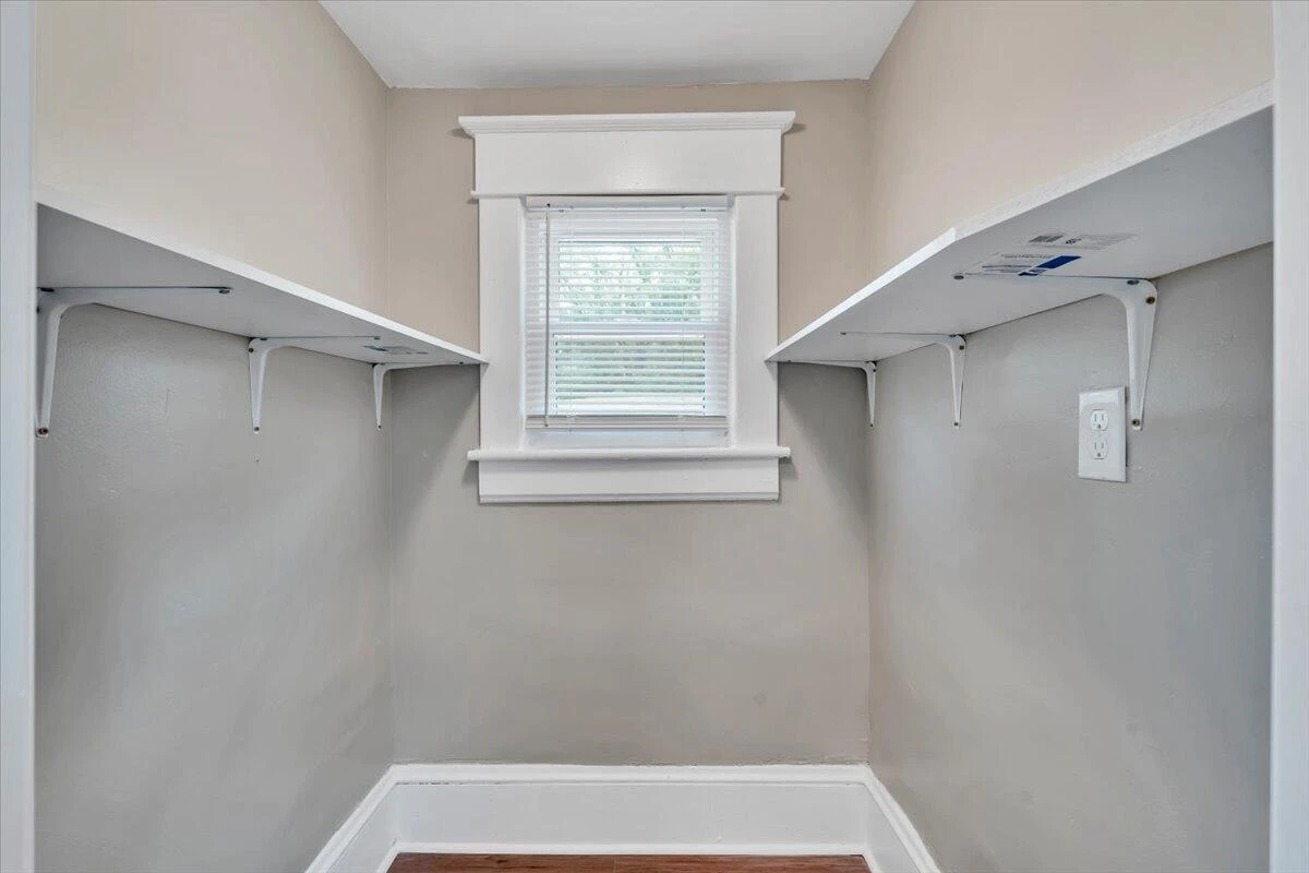 703 Harrison AVE NW - Photo 17
