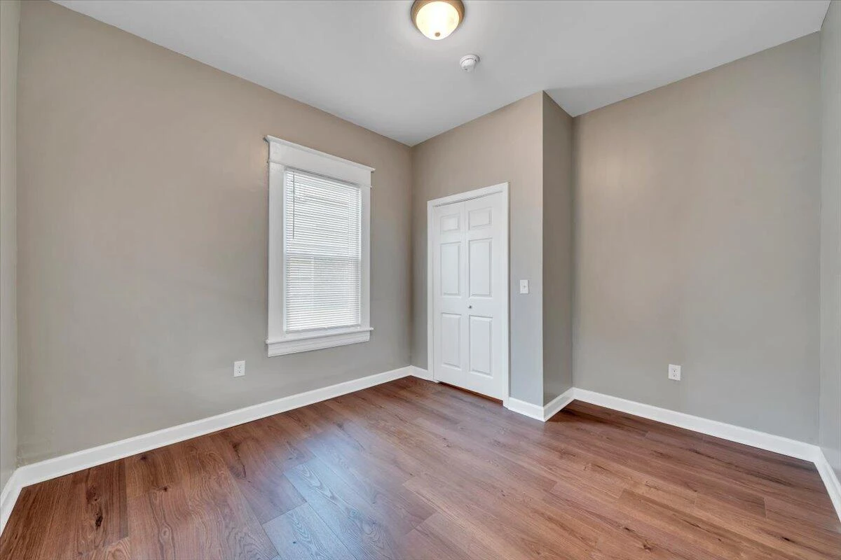 703 Harrison AVE NW - Photo 19