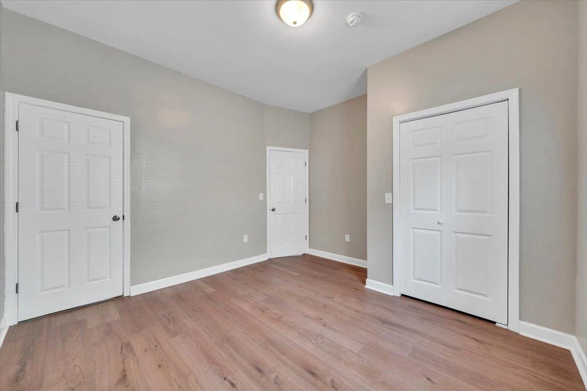 703 Harrison AVE NW - Photo 21