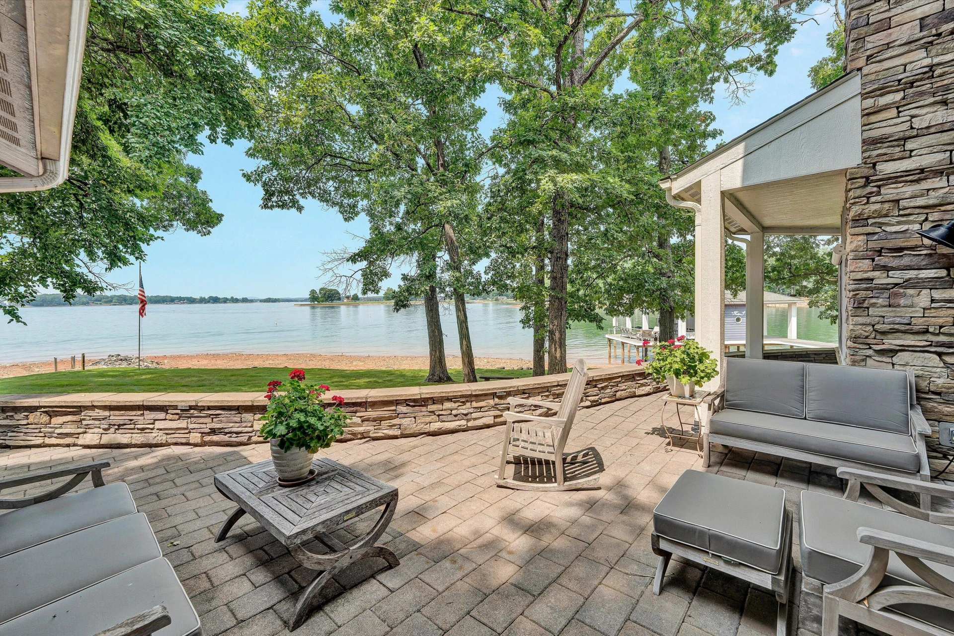 103 Bluebird CT - Photo 54