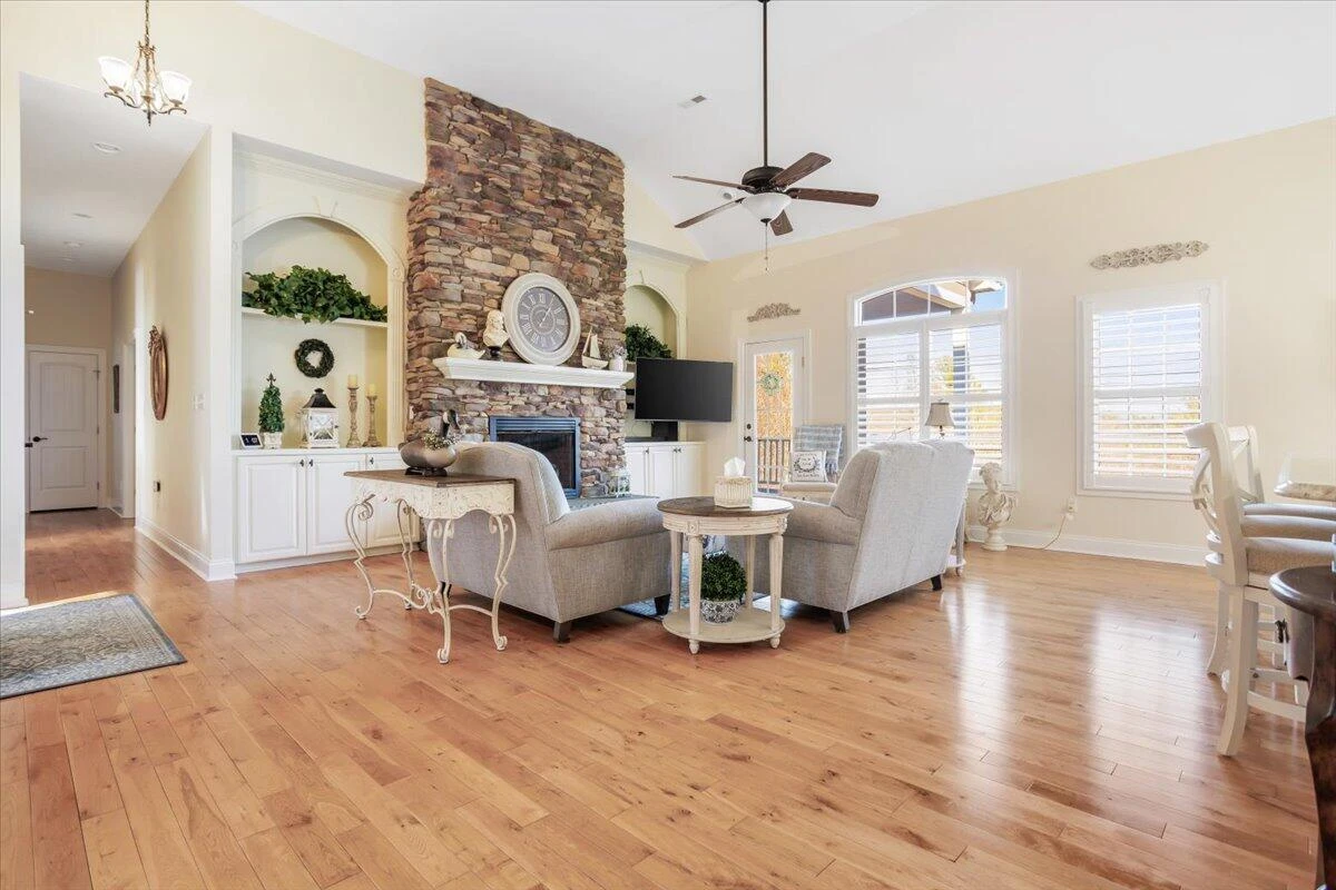5540 Caron View LN - Photo 16