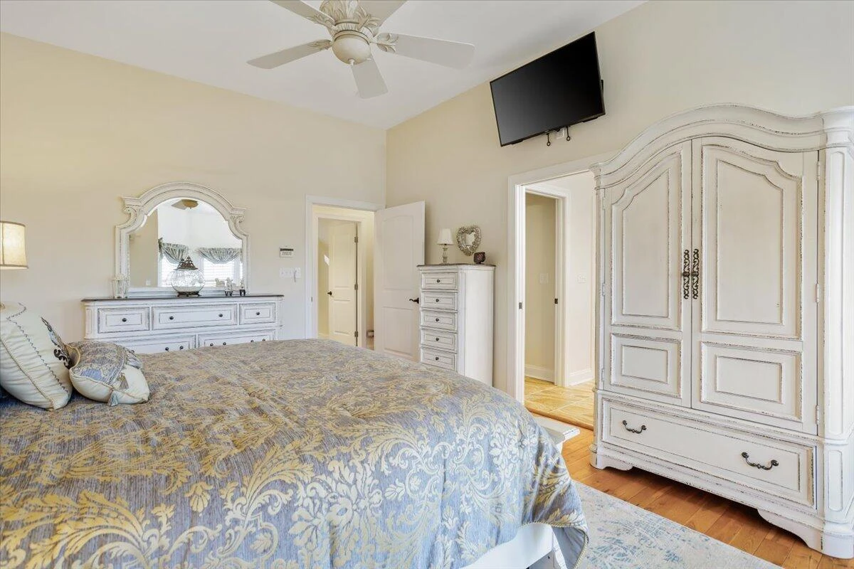 5540 Caron View LN - Photo 28