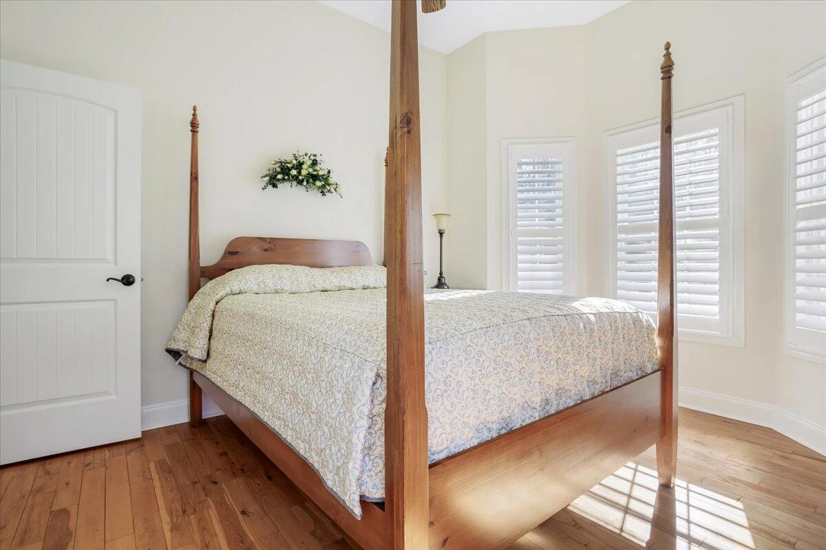 5540 Caron View LN - Photo 36
