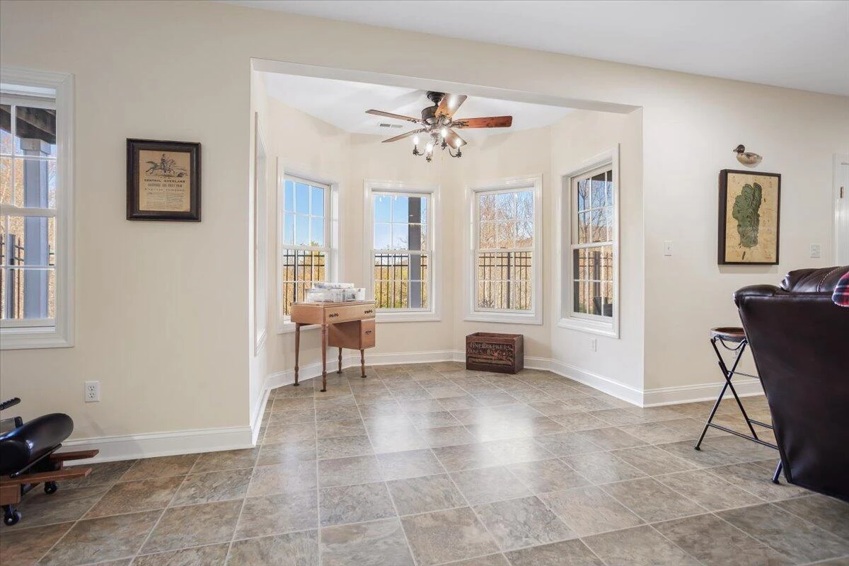 5540 Caron View LN - Photo 43