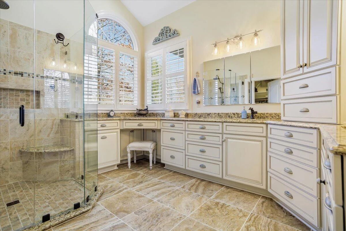 5540 Caron View LN - Photo 7