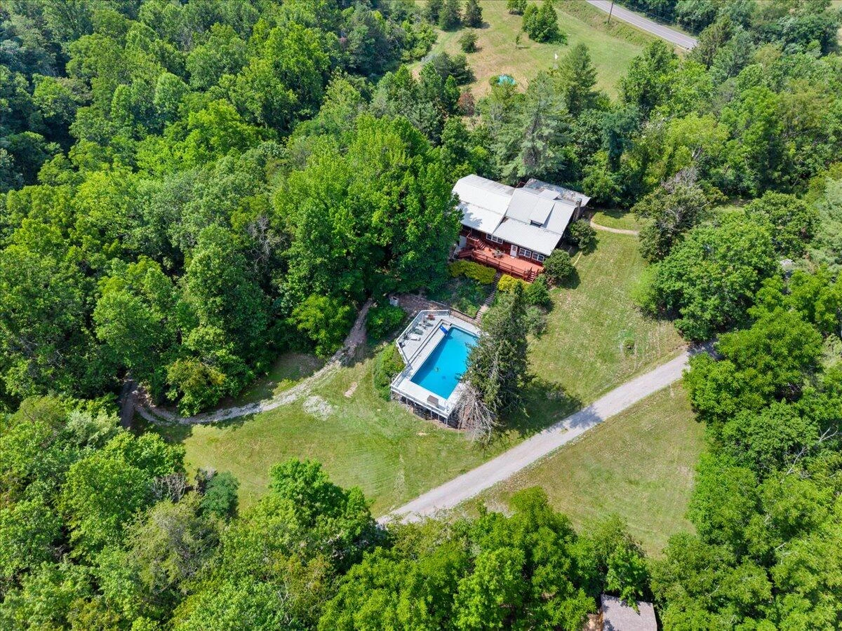 4549 Robinson Tract RD - Photo 17