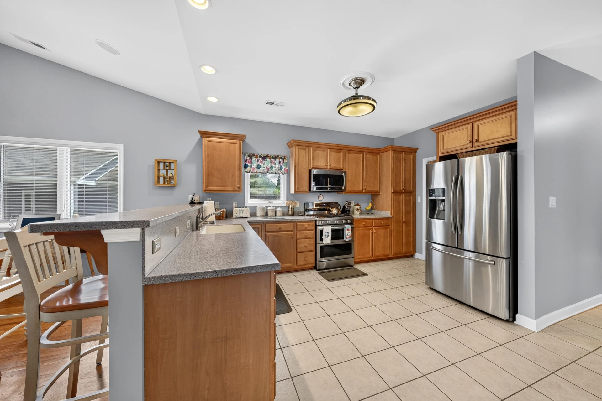 1052 Coves End RD - Photo 3