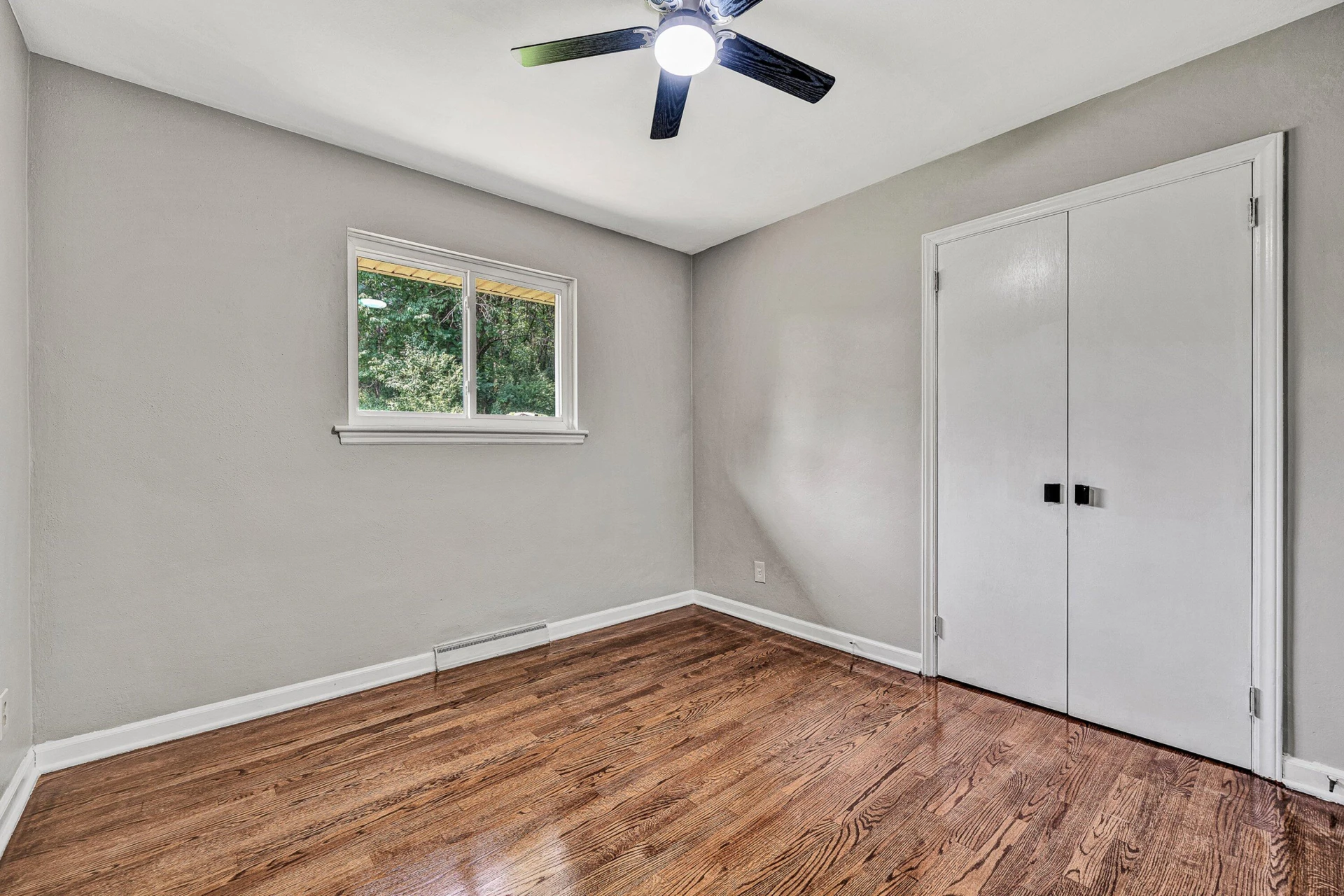 3651 Troutland AVE NW - Photo 11