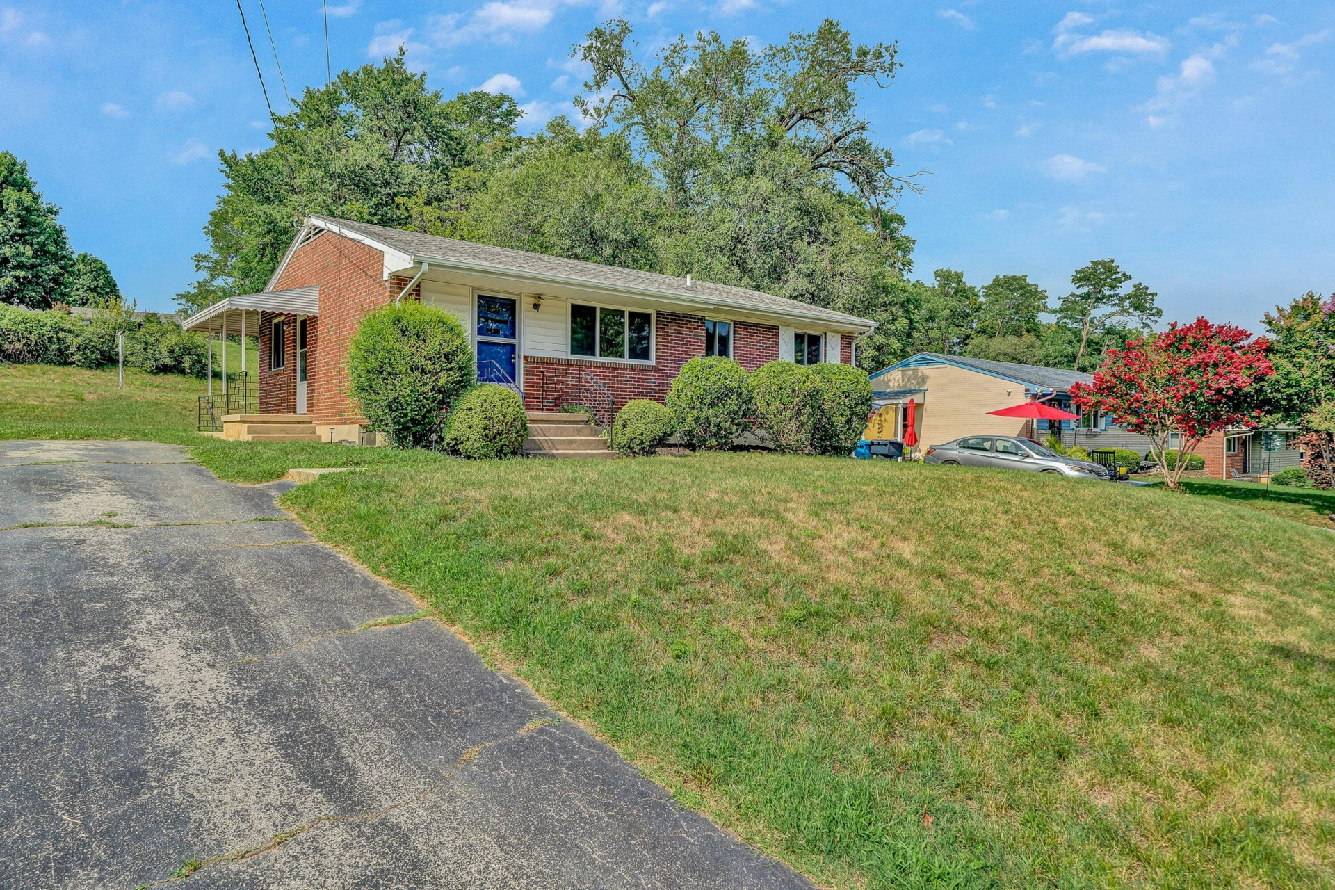 3651 Troutland AVE NW - Photo 2