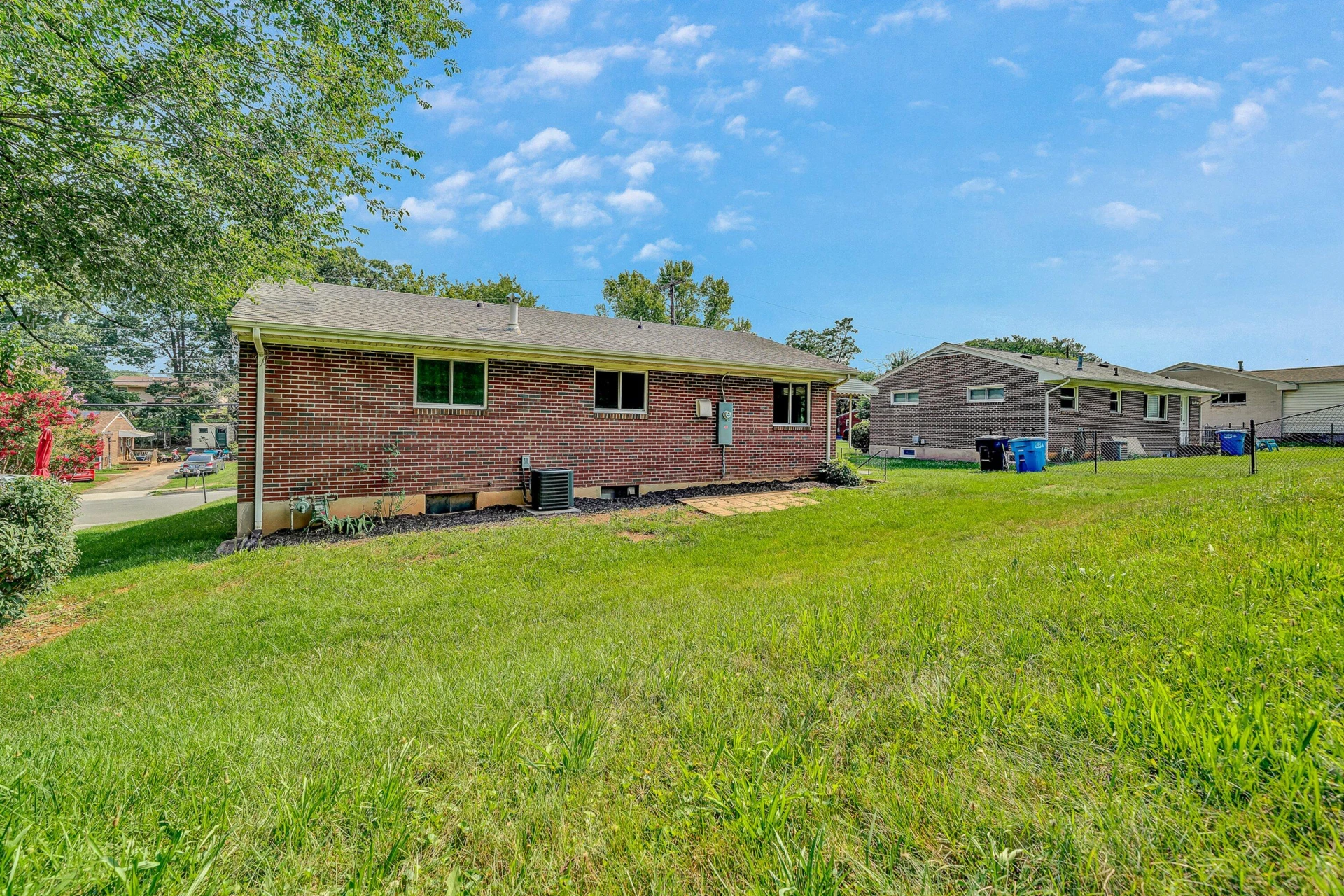 3651 Troutland AVE NW - Photo 25