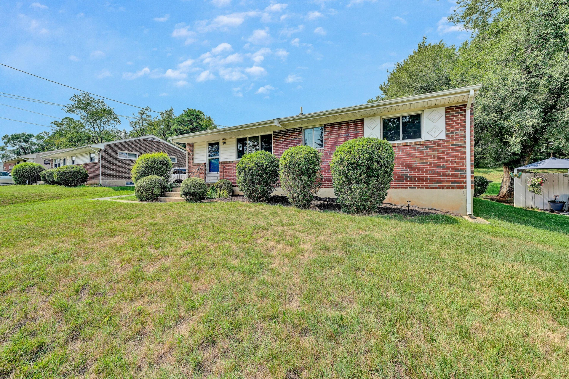 3651 Troutland AVE NW - Photo 3