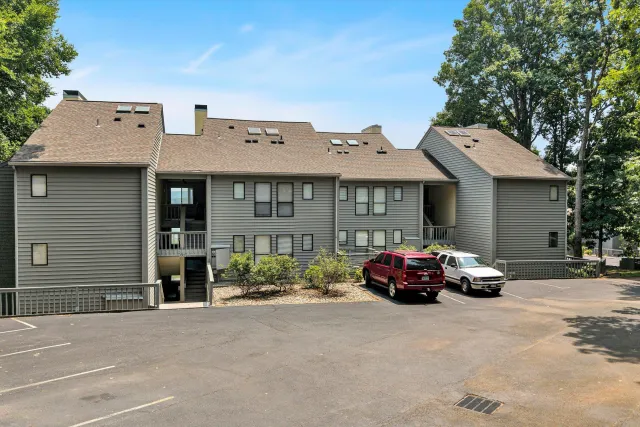 75 Dockside CIR
