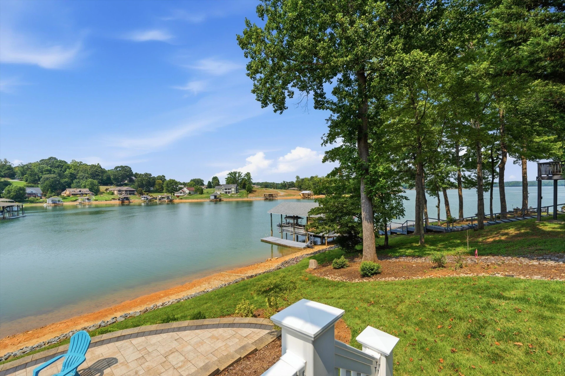 625 Winding Waters DR - Photo 14