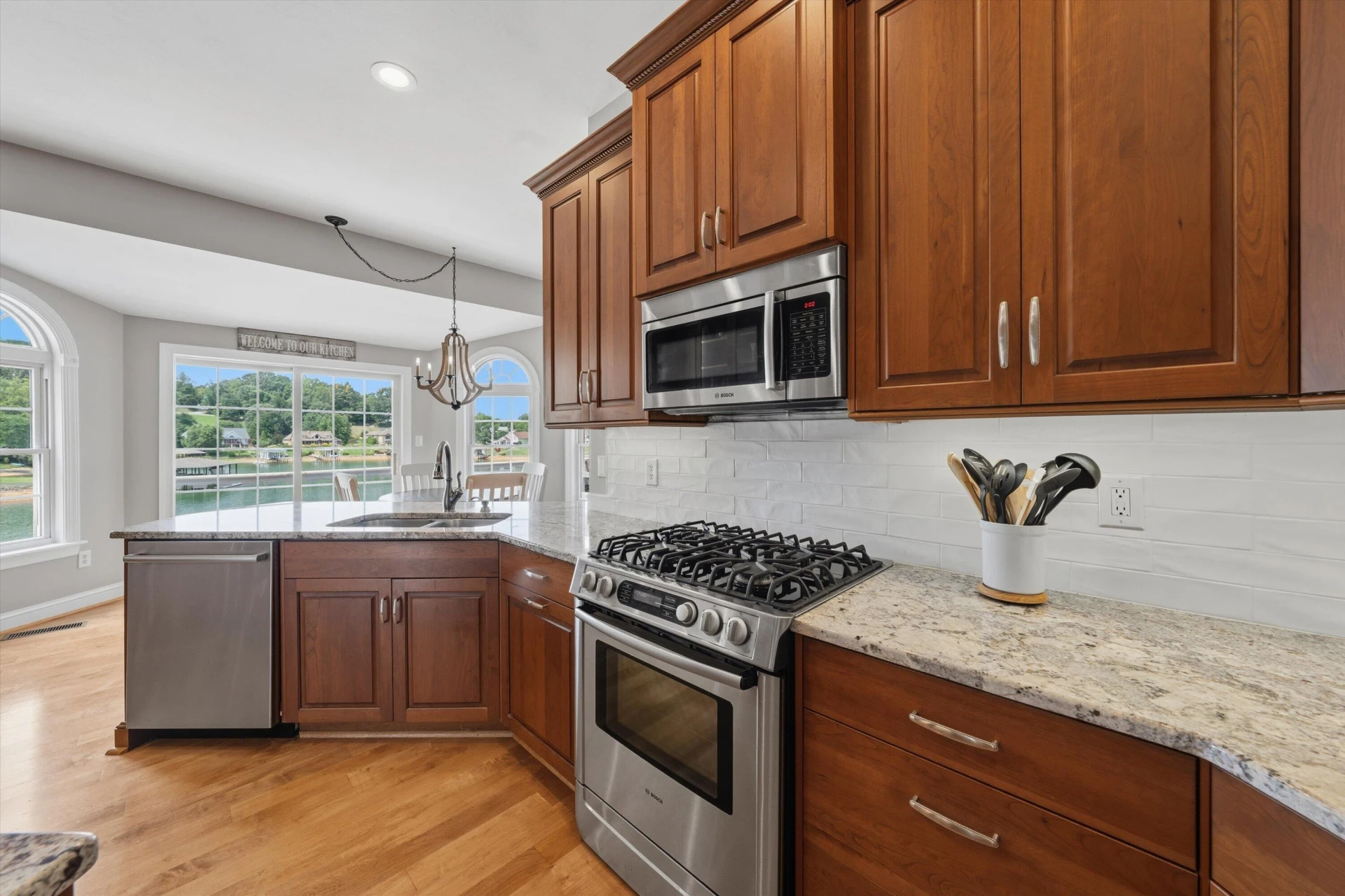 625 Winding Waters DR - Photo 26