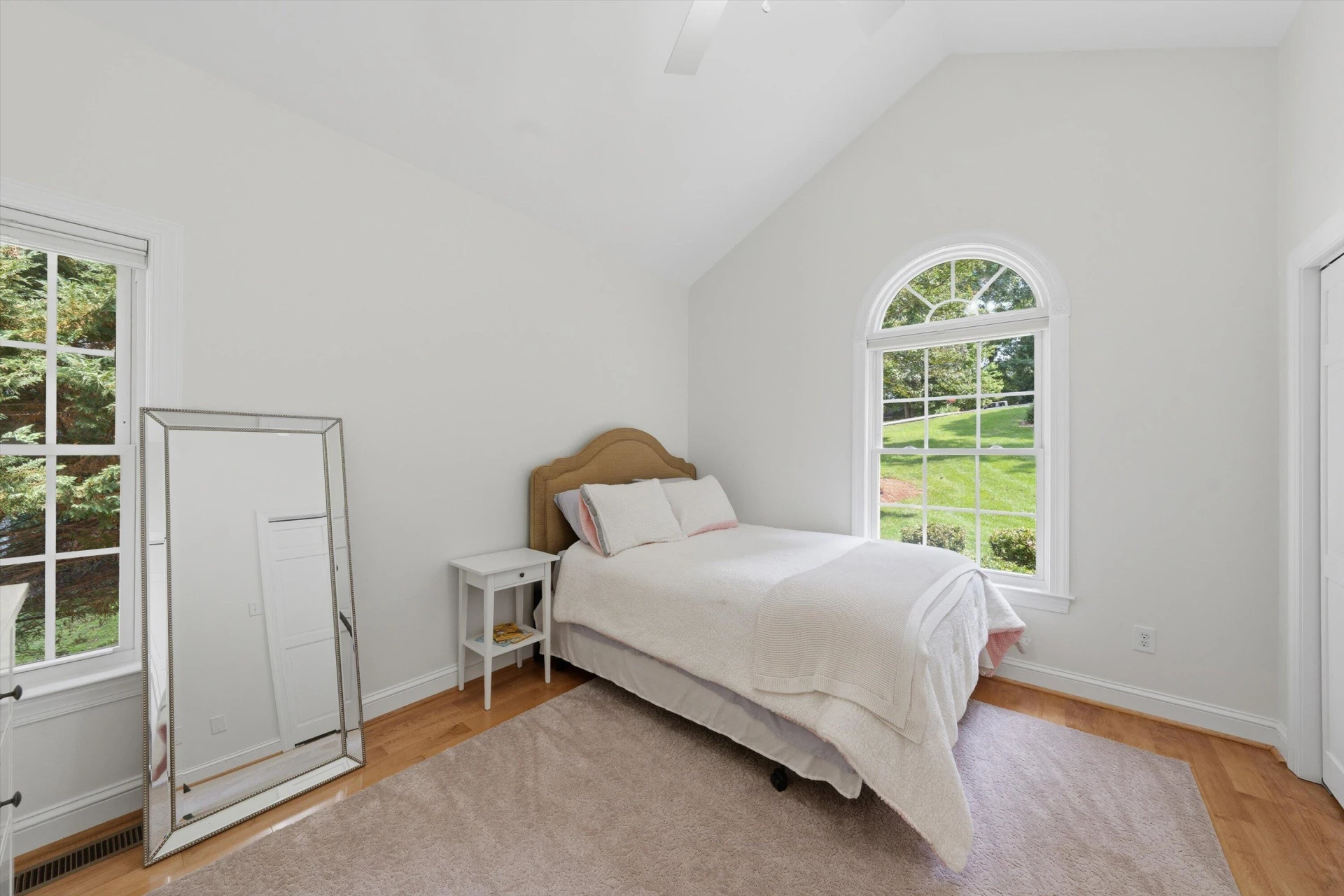 625 Winding Waters DR - Photo 44