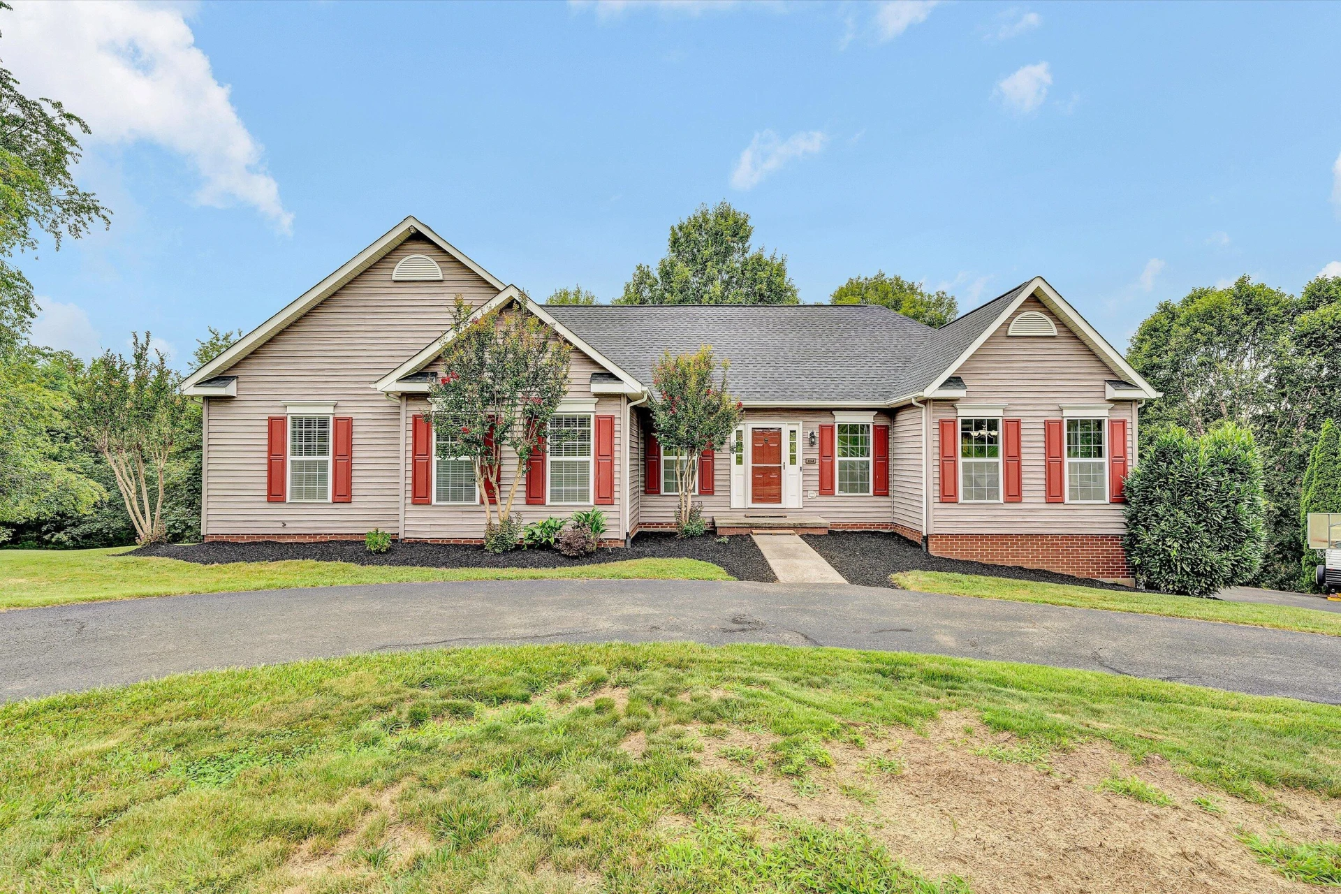 2248 Green Level RD