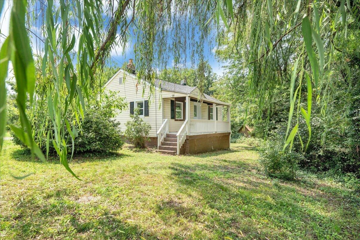 1433 Gladstone AVE SE - Photo 17