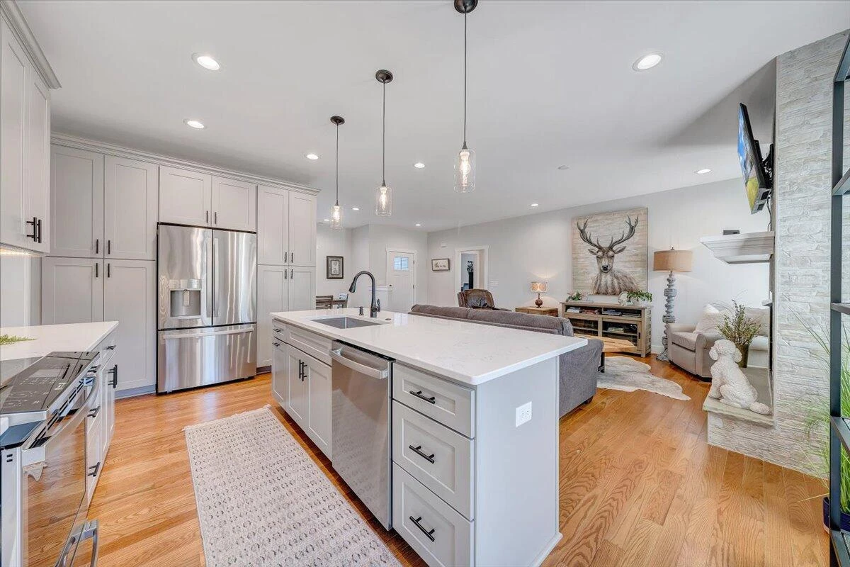 6340 Scruggs RD - Photo 13
