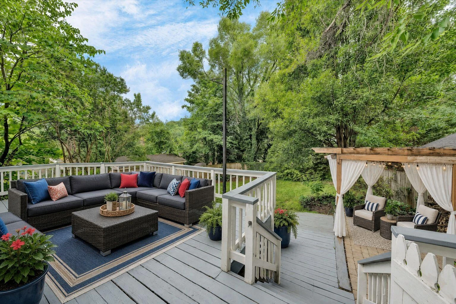 1516 Sherwood AVE SW - Photo 3