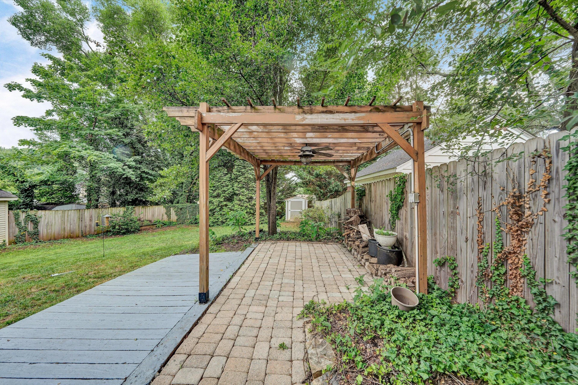 1516 Sherwood AVE SW - Photo 45