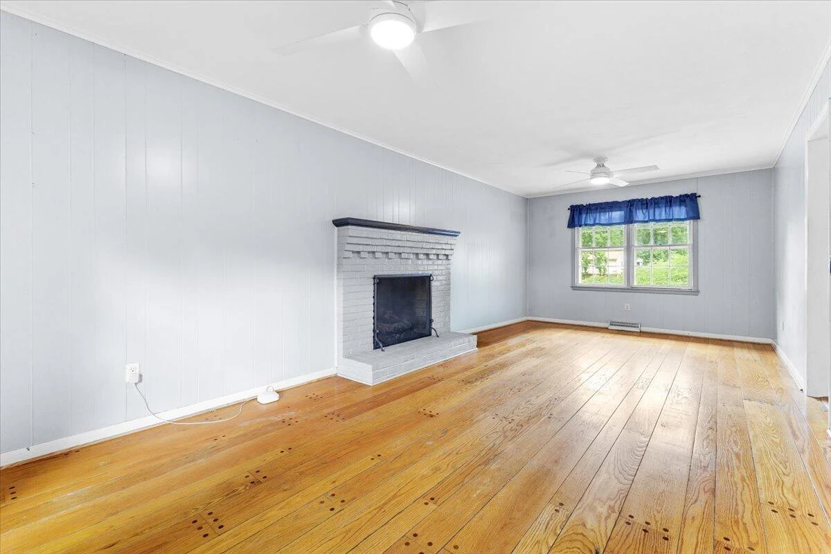 3755 Kentland DR - Photo 16