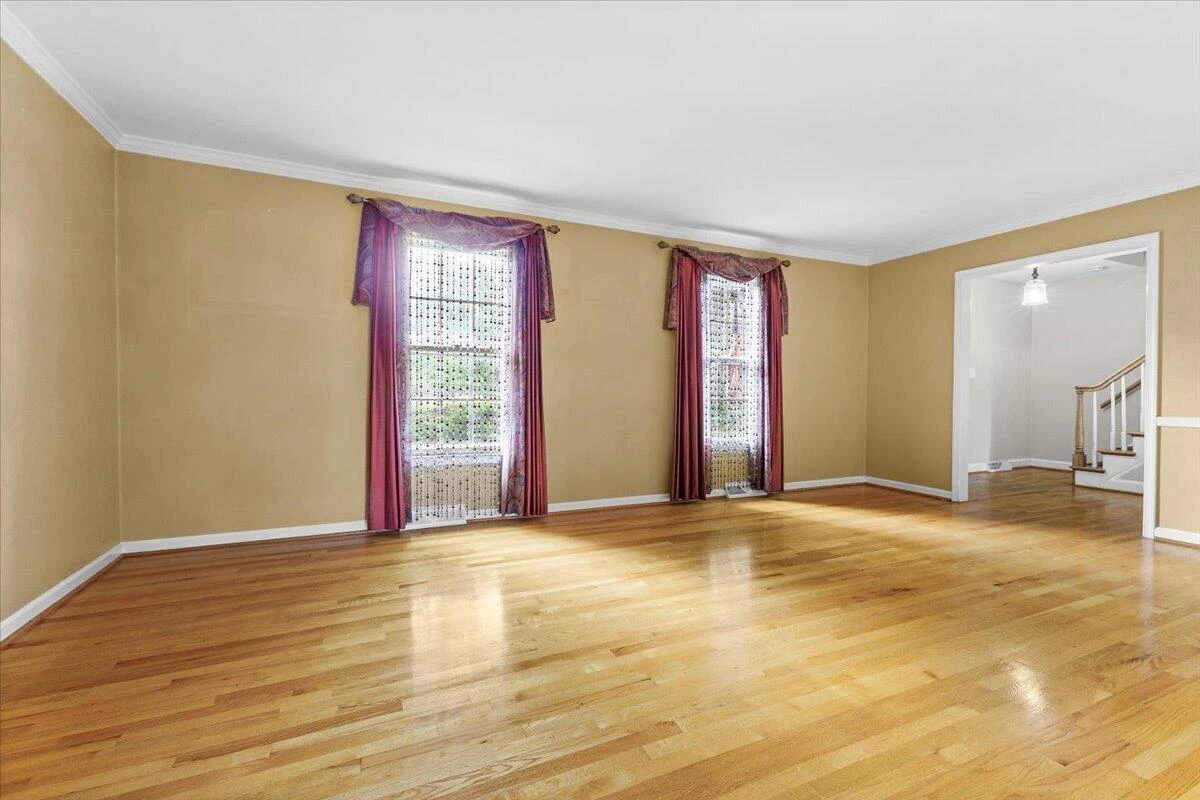 3755 Kentland DR - Photo 6