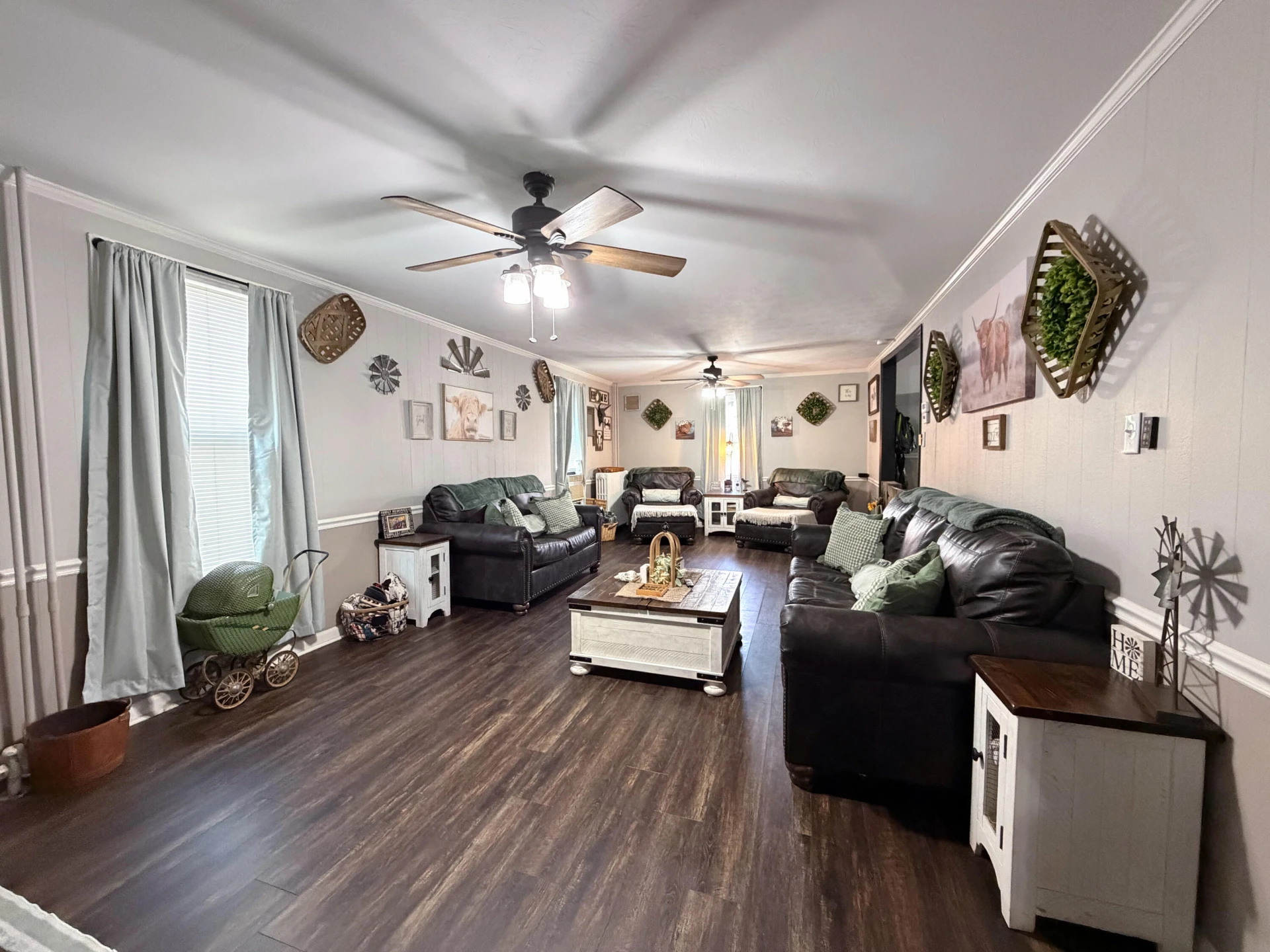 605 Brussels AVE - Photo 19