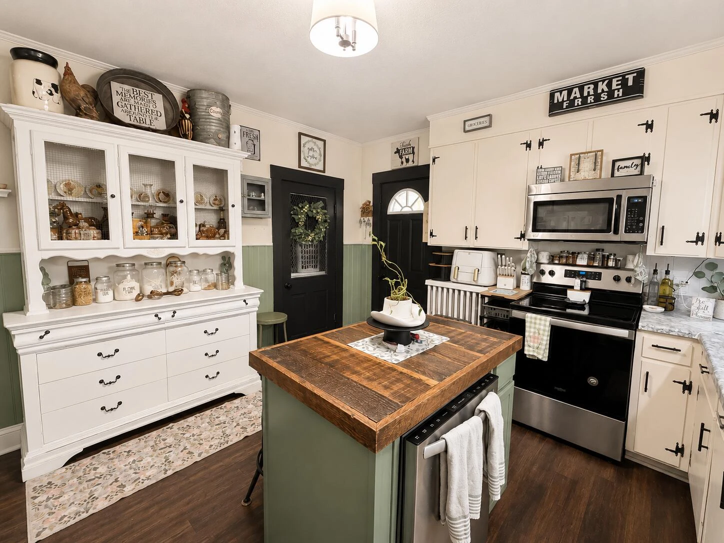 605 Brussels AVE - Photo 22