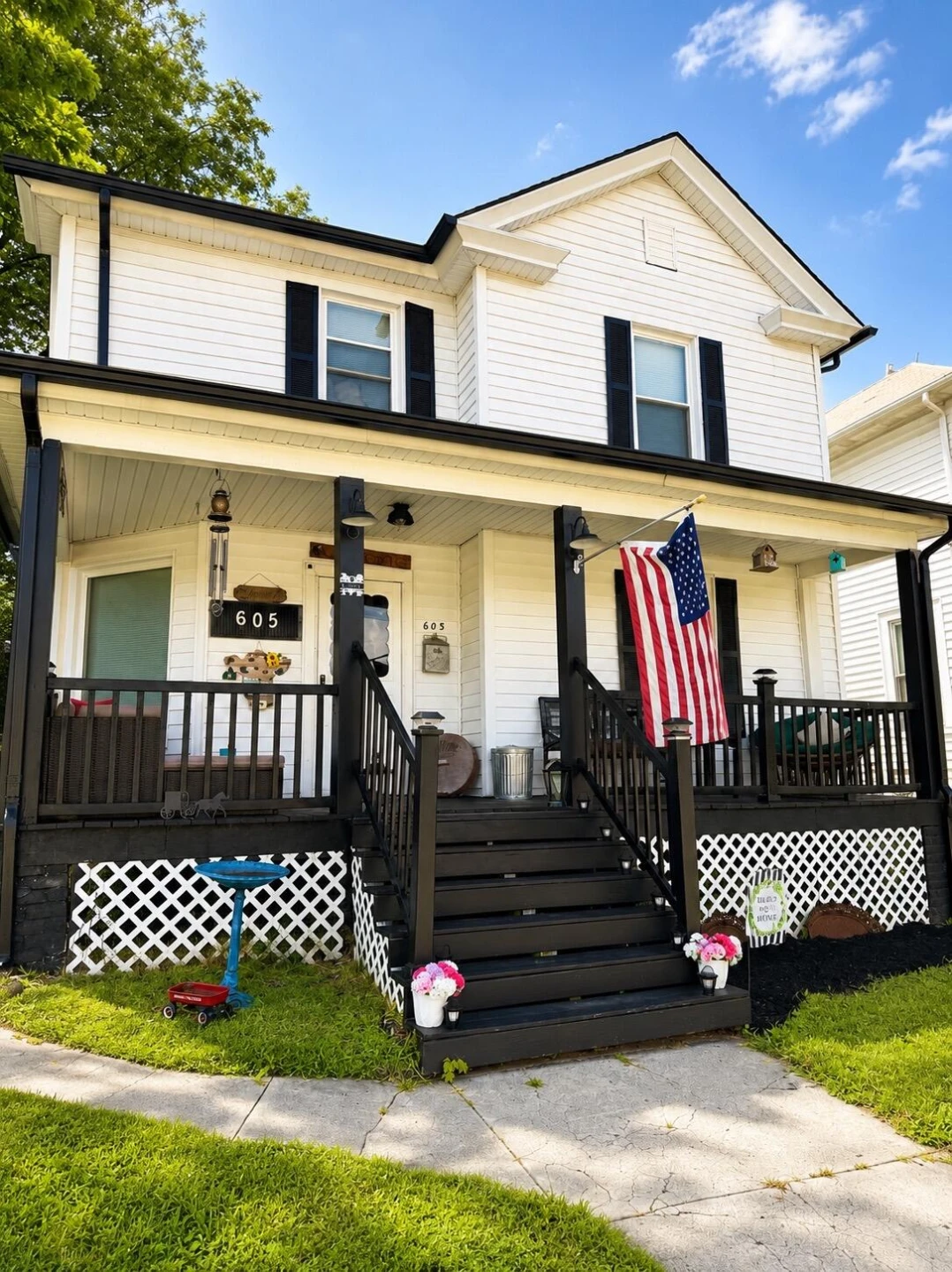 605 Brussels AVE - Photo 3