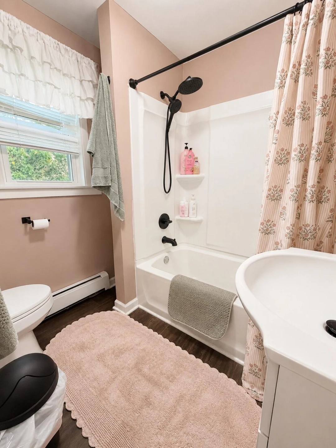 605 Brussels AVE - Photo 32