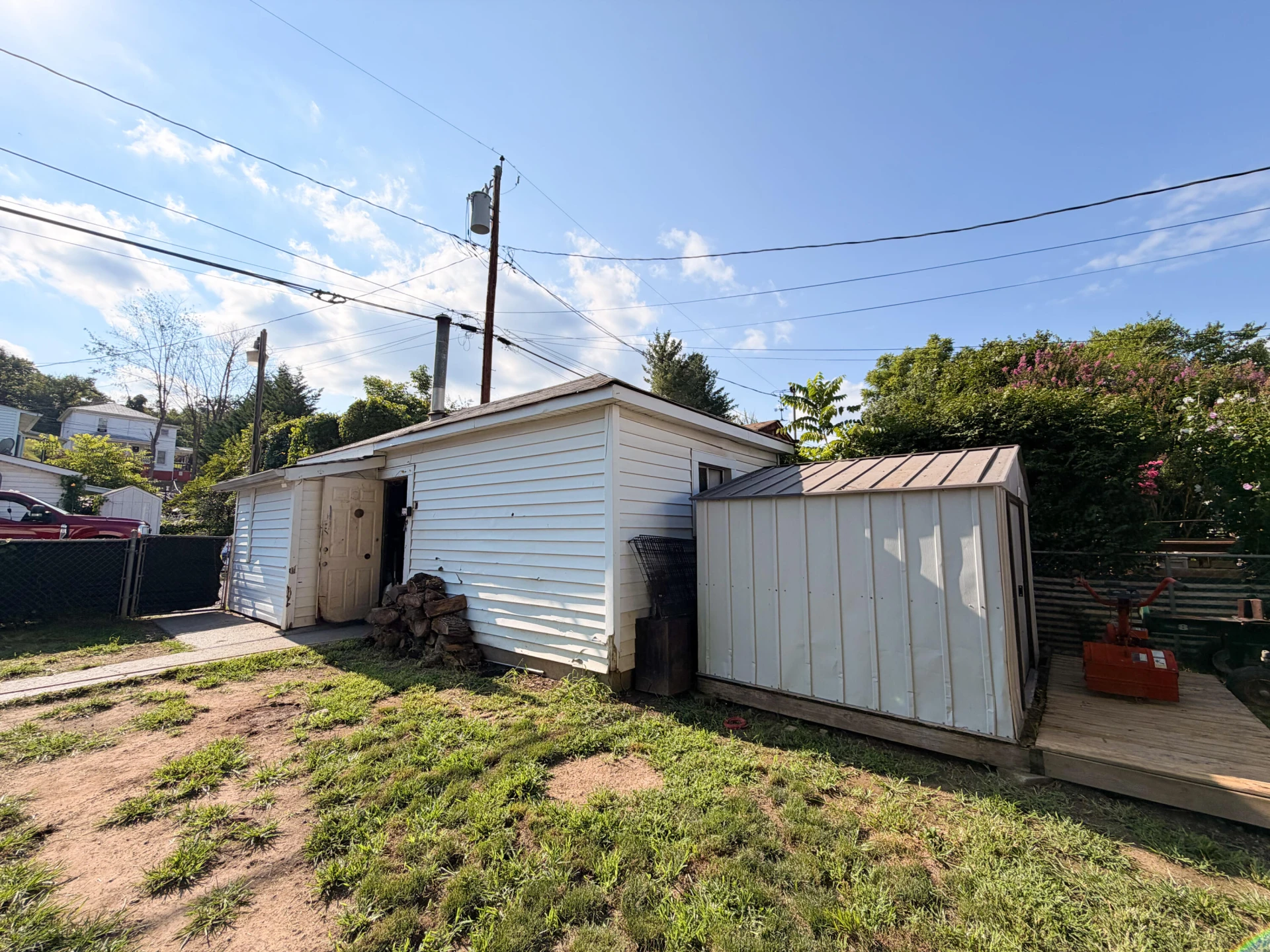 605 Brussels AVE - Photo 41