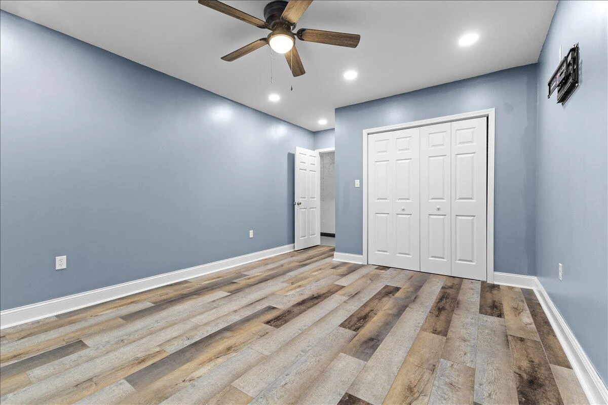 9541 Franklin ST - Photo 23