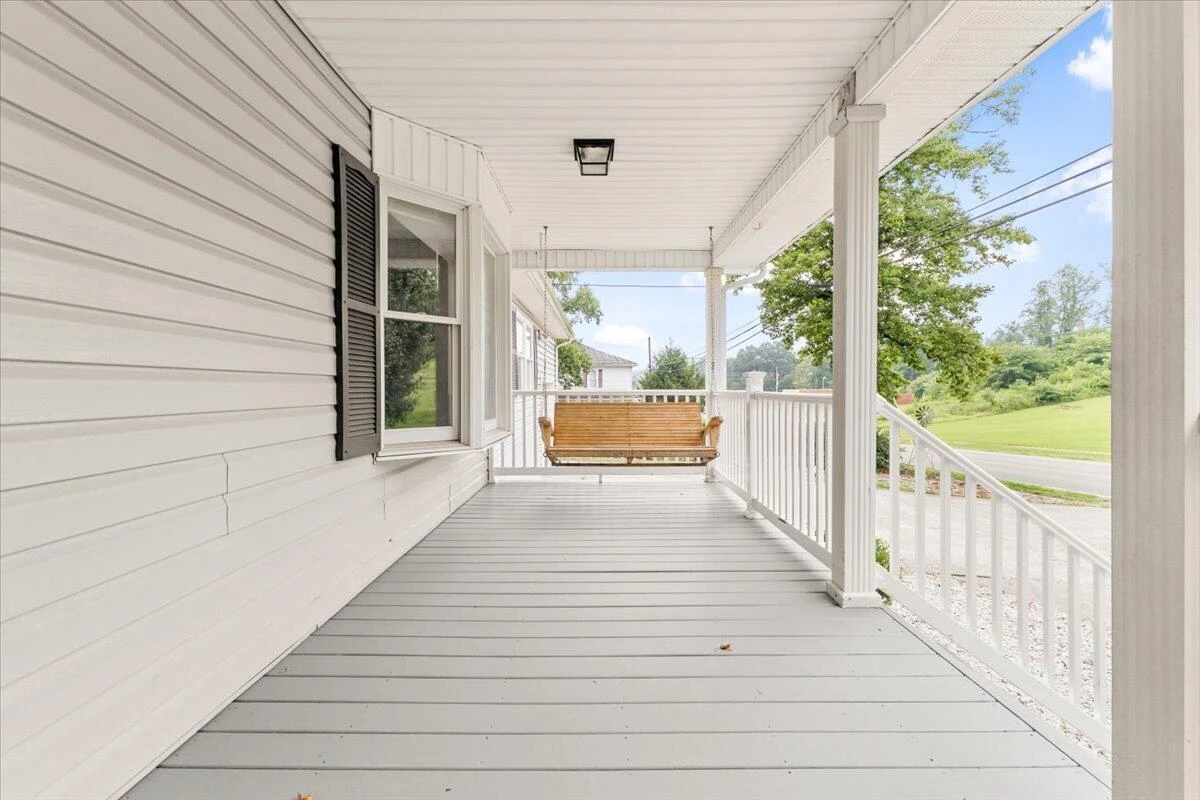 9541 Franklin ST - Photo 3