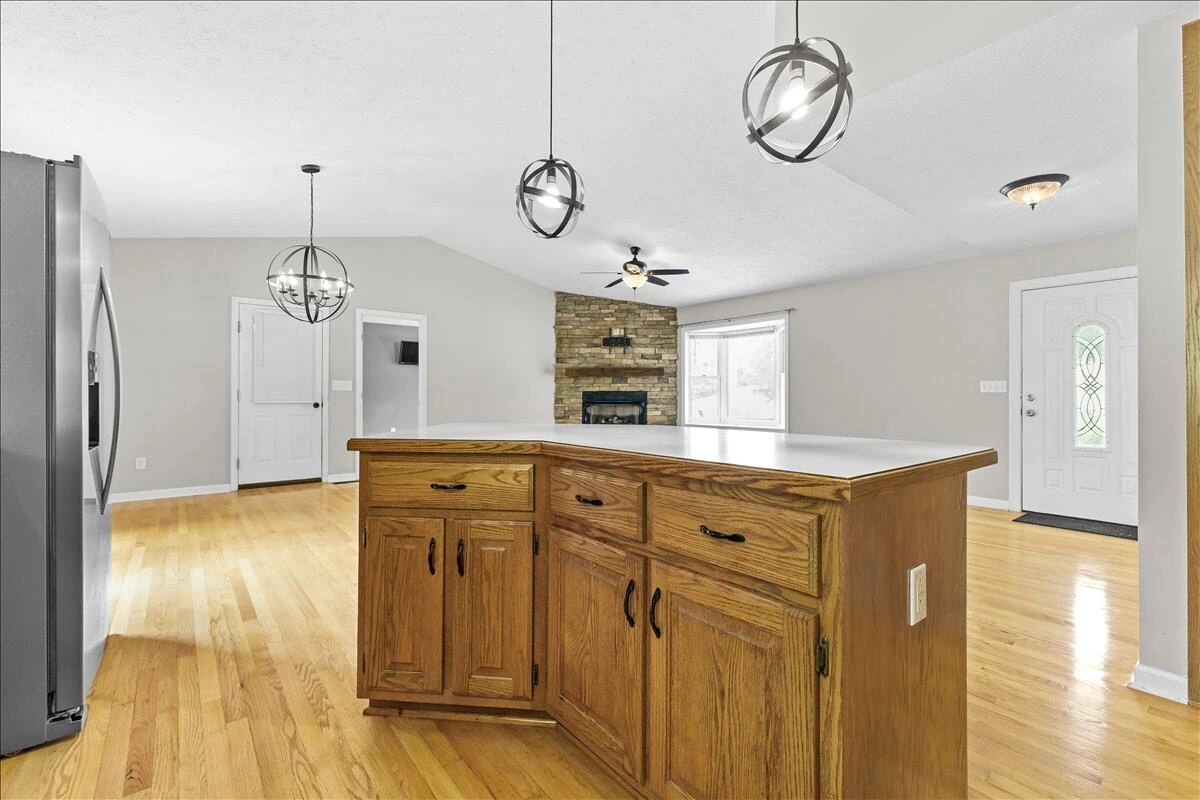 9541 Franklin ST - Photo 5