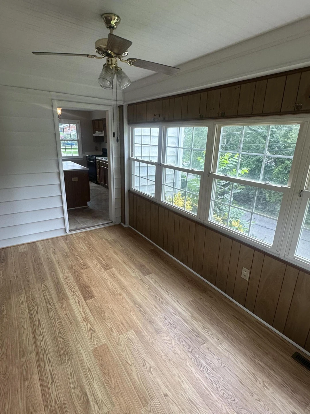2603 Dell AVE NE - Photo 6