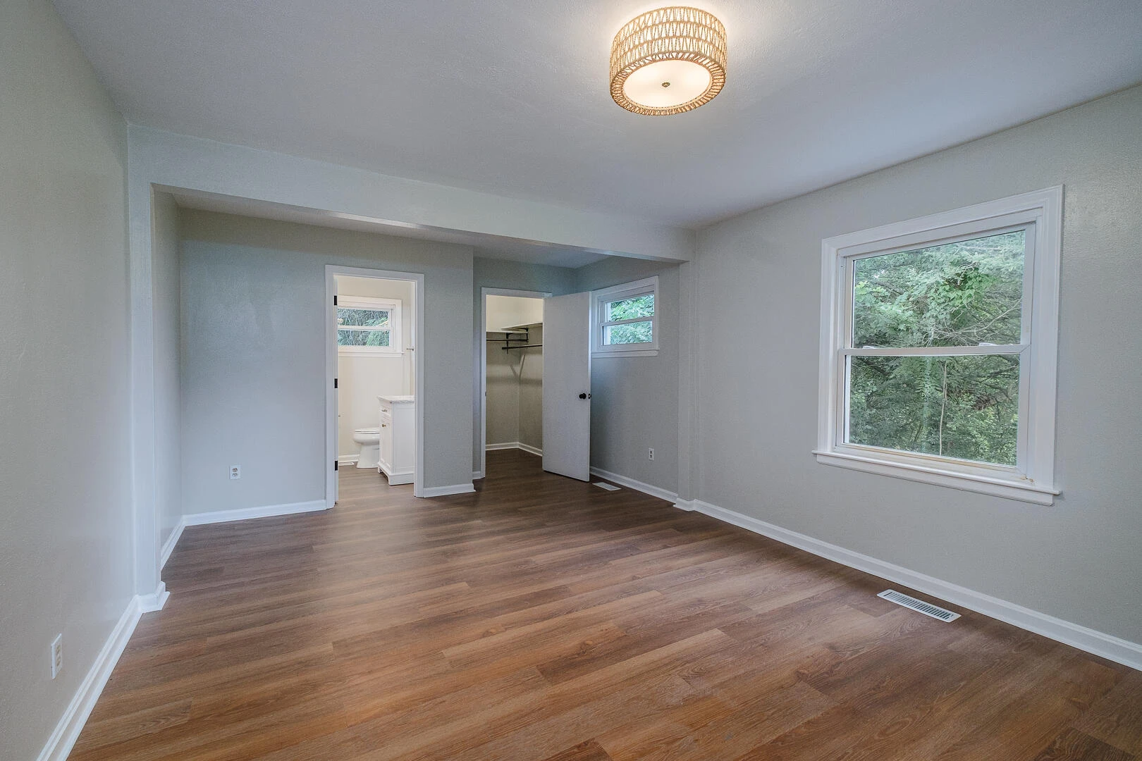 1629 Golfside AVE NW - Photo 19