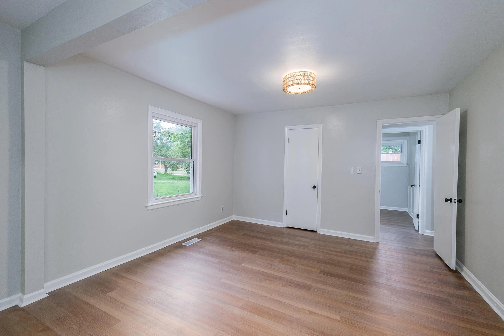 1629 Golfside AVE NW - Photo 22