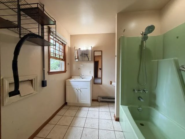 126 & 128 Troy AVE NE - Photo 6