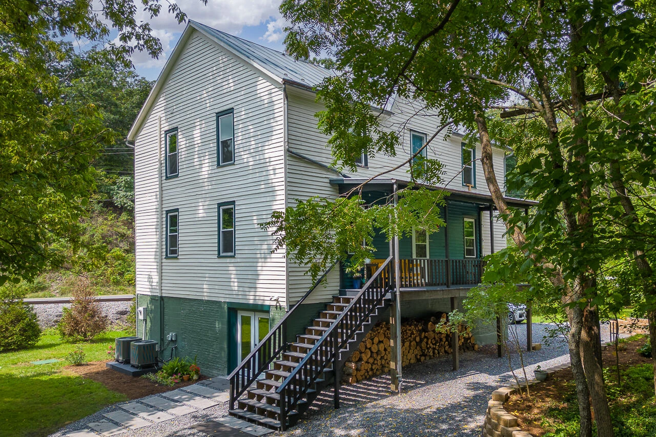 76 Main St - Photo 9