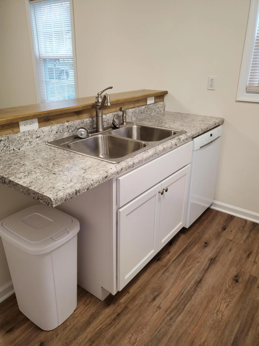 210 W 29th St - Photo 36