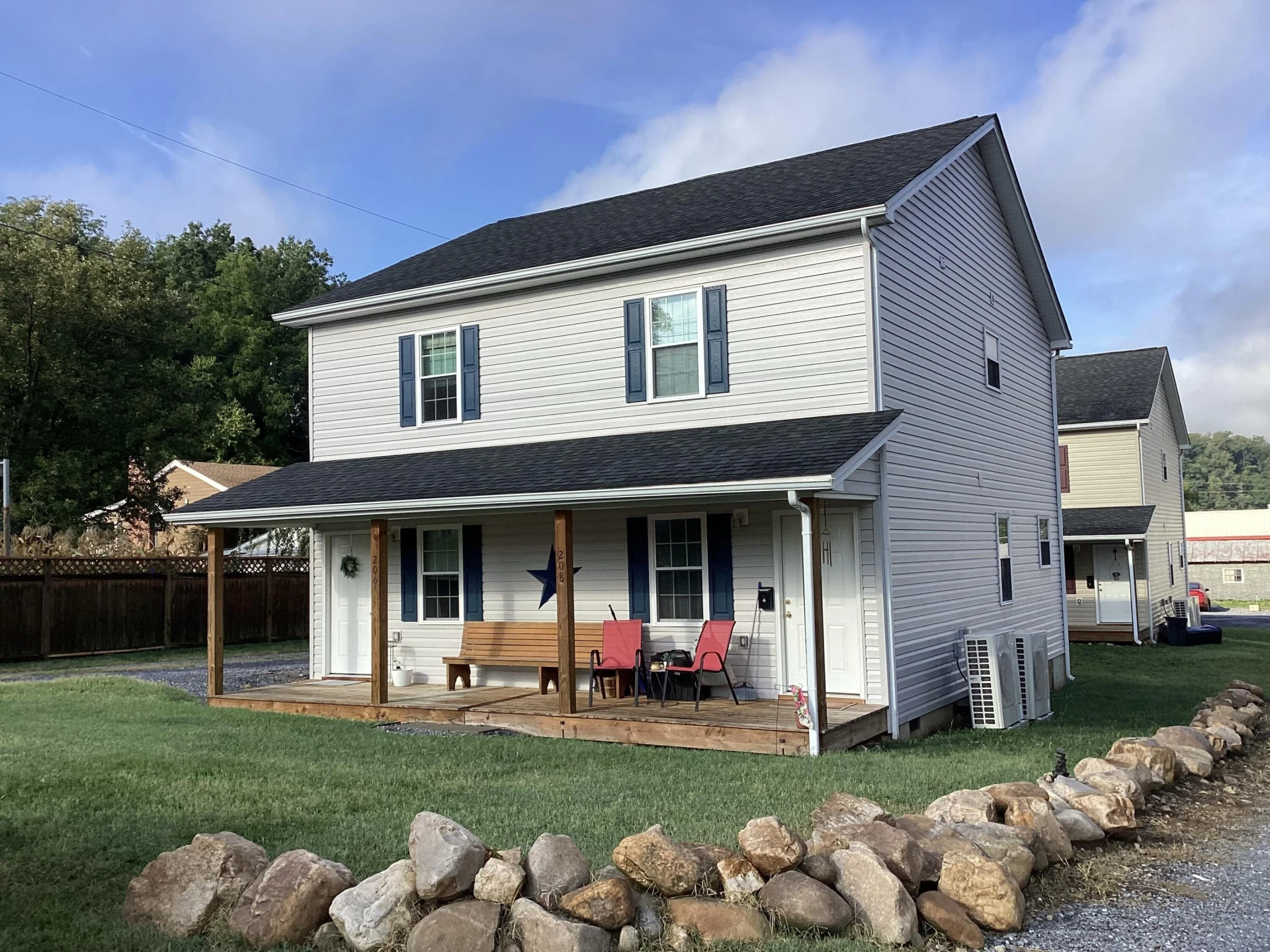210 W 29th St - Photo 8