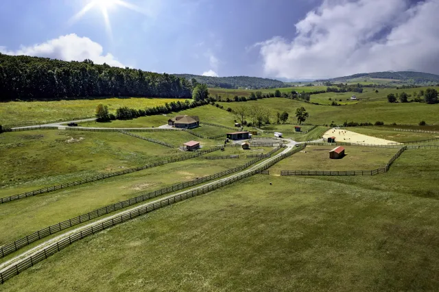 747 New Providence Rd, Raphine, VA, 24472