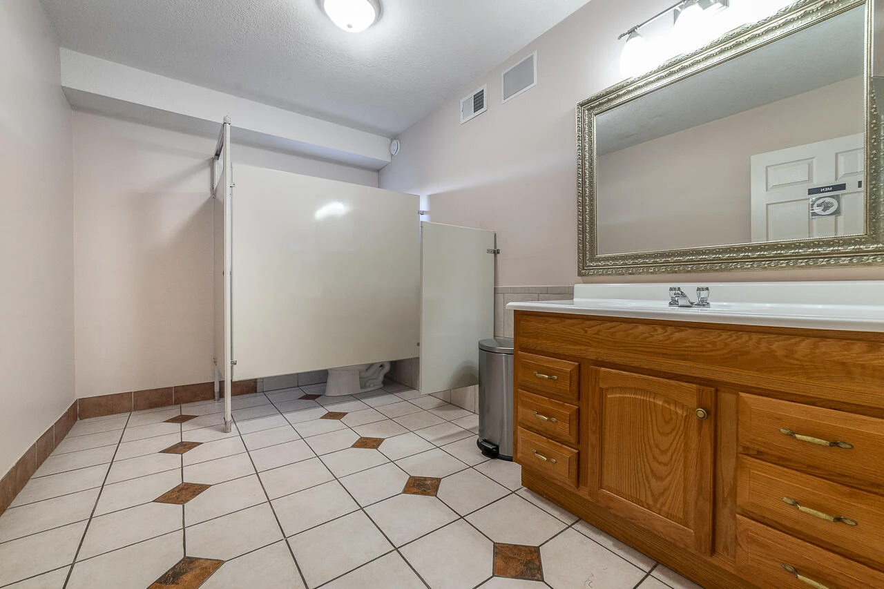 3997 S LEE Highway - Photo 41