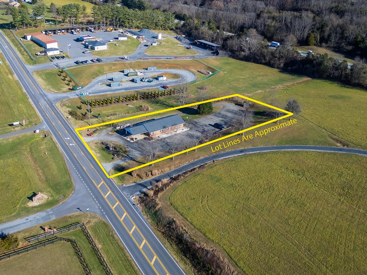 3997 S LEE Highway - Photo 9