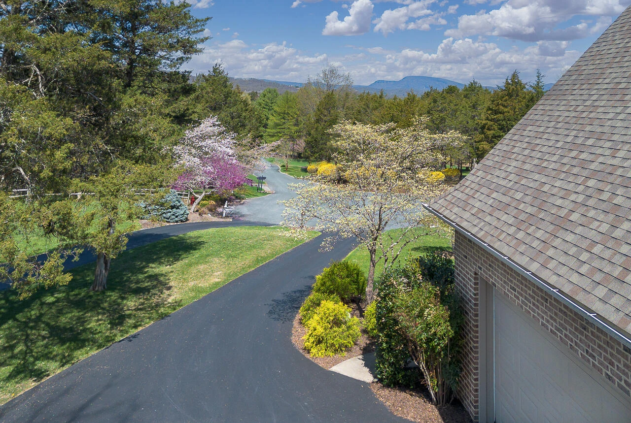 9 Evergreen Tree Dr - Photo 42
